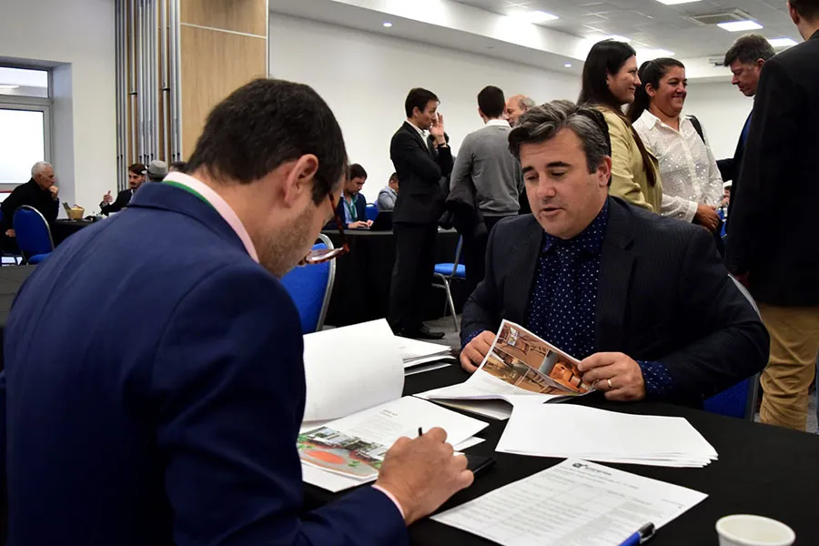 98011bd4-3ddd-4ff9-9c51-269ed61183b6