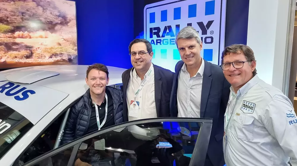 Francisco Sellarés, Enri Vallejos, Alejandro Grandinetti y Javier Tofai