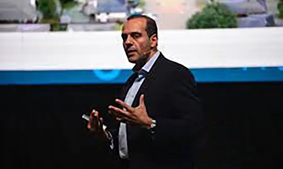 Juan Verde, Pte de Advanced Leadership Foundation-1