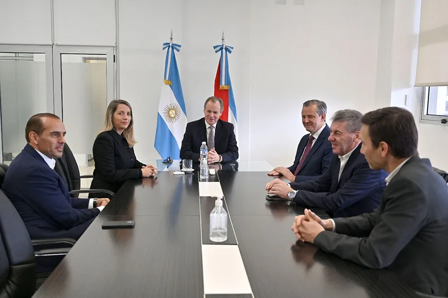 becbc7eb-b870-4a3c-b1e4-d5e05433e293