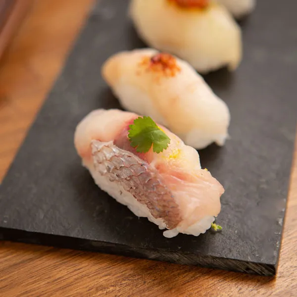 nigiri sushi 2