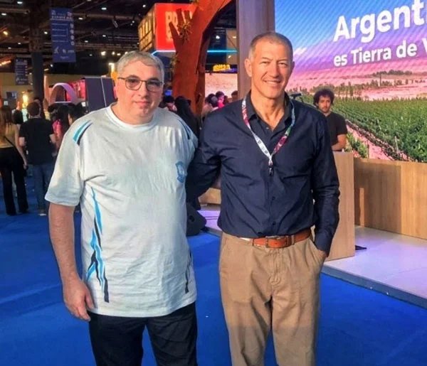 Emiliano Felice Villa Gesell - Mauro Calandra