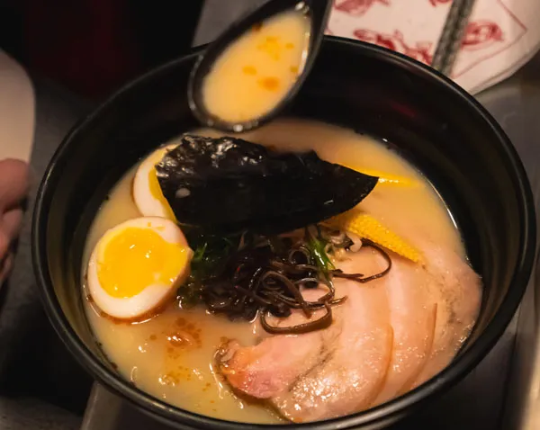 Gentileza_ Koi Dumplings - Crédito_ Churk(2)