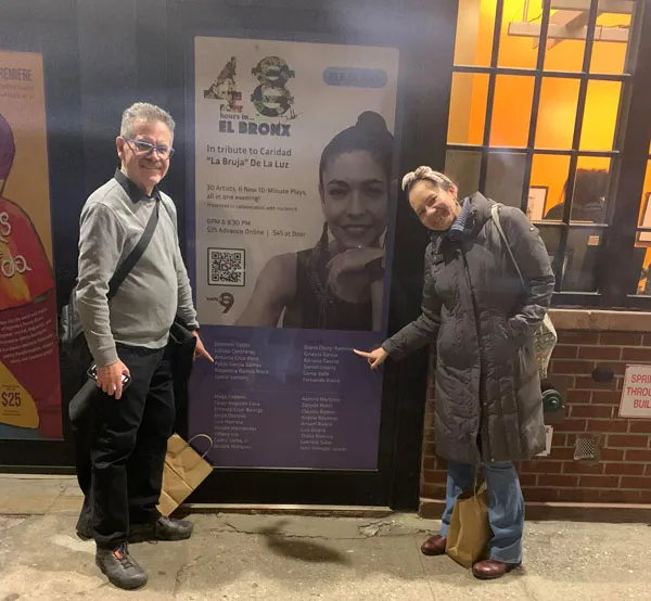 El dramaturgo Pablo García Gámez junto a la directora de Happy Times, Diana Chery Ramírez