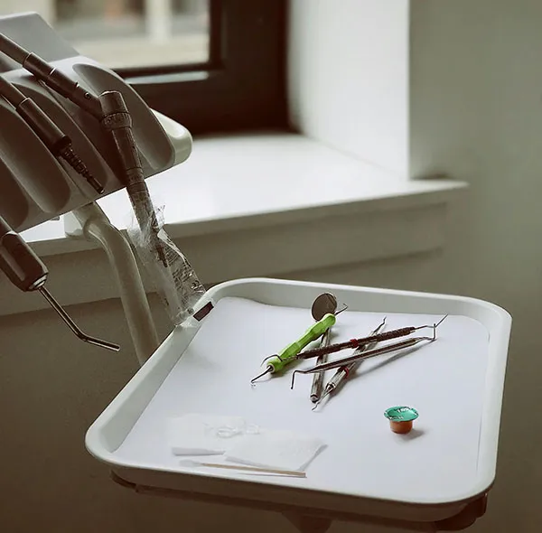 instrumental dentista