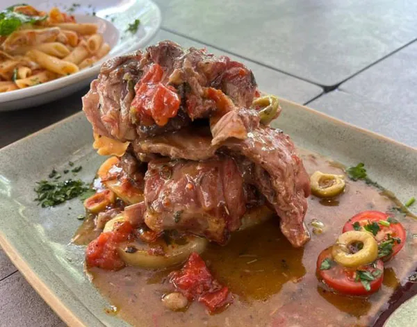 WhatsApp-Image-2023-10-23-at-13.19.16-1-1-700x933