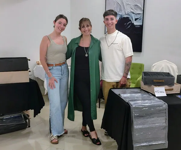 40cccea0-120c-4fff-a5a3-30ce1f9b3b03~1