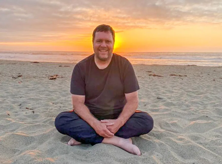 Gonzalo Avendaño, escritor y canalizador chileno