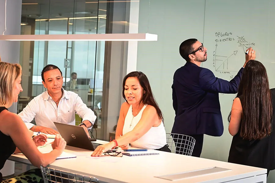 Banco-Macro-Trabajo2