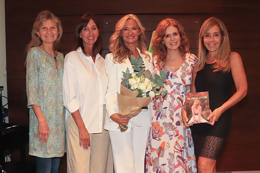 Silvina Scarano, Paola Brussa, Lily Sciorra y Andy Videla-1