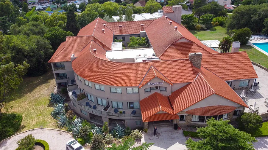 Days Inn - Sierra de la ventana - Vista General  Drone 1