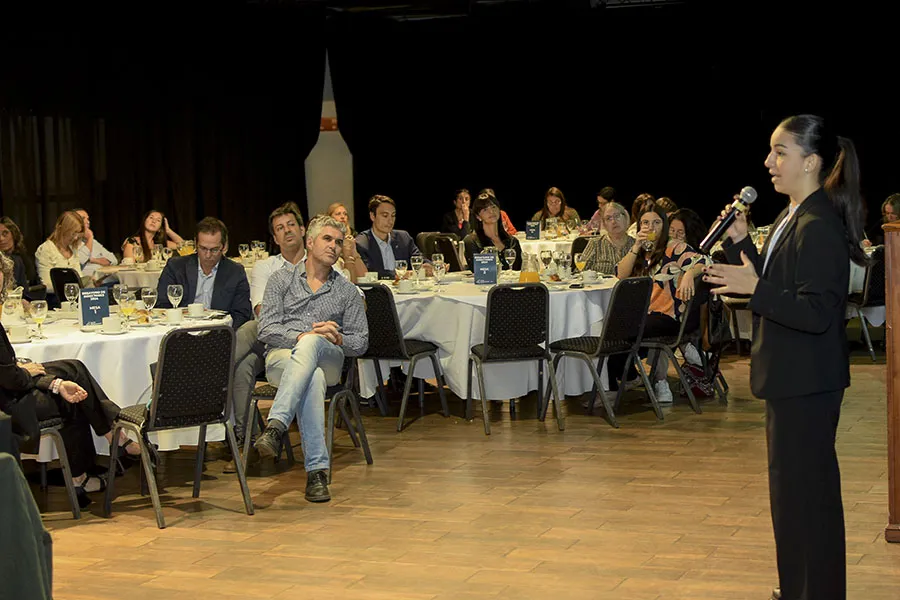 Candela Molinet, Coordinadora Educativa-2