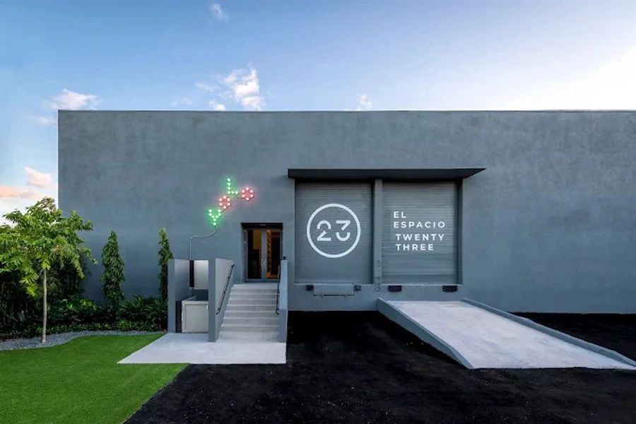 El Espacio 23_Exterior