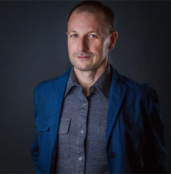 Martín Balmaceda, director del montaje Noche tan Linda