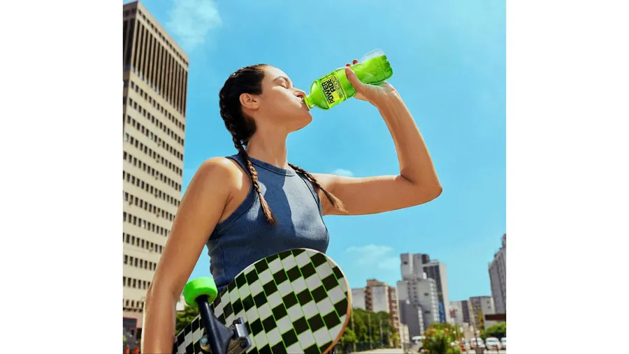 No esperes más, compra ahora el nuevo Powerade Sour Manzana Verde y prepárate para lucirte en la - copia