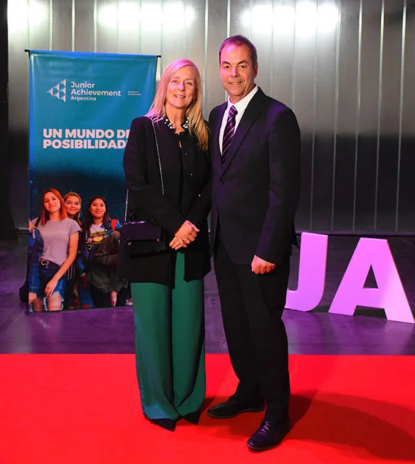 Gustavo Badosa junto a su esposa