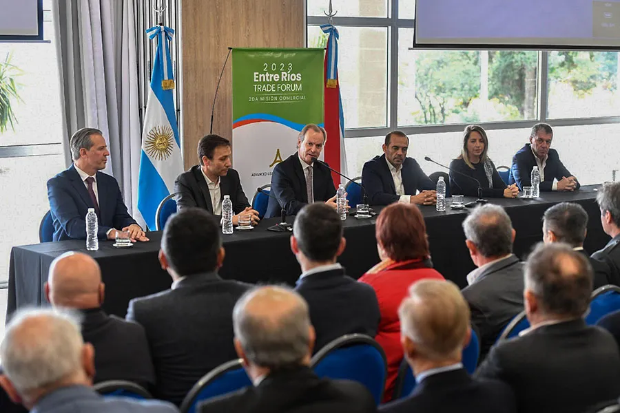 ce5a9b8e-b333-43b2-8239-841be32ba304_1