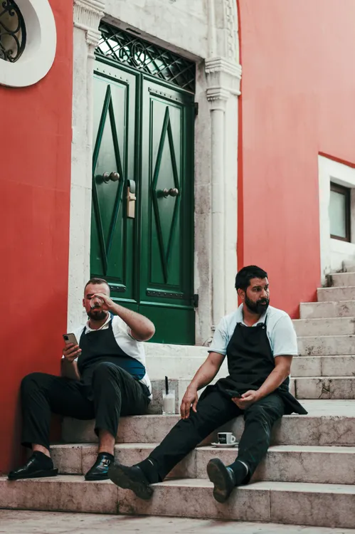 julian-YYQ6sJ6bBOk-unsplash