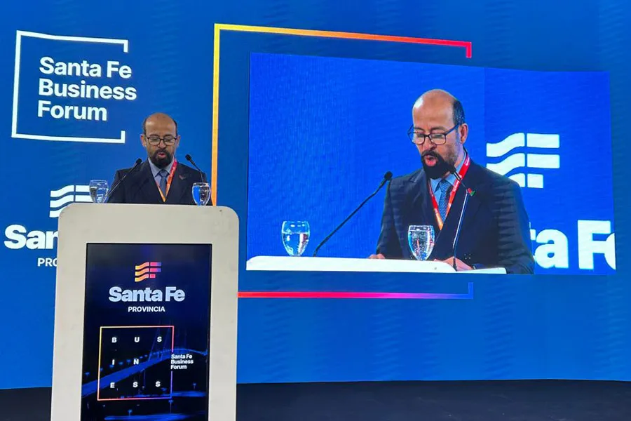 S.E. Saeed Abdulla Saif Joula Alqemzi Embajador de Emiratos