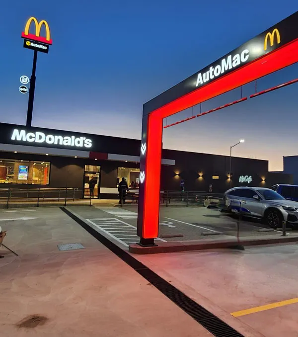 Nuevo local Mc en Neuquén 2