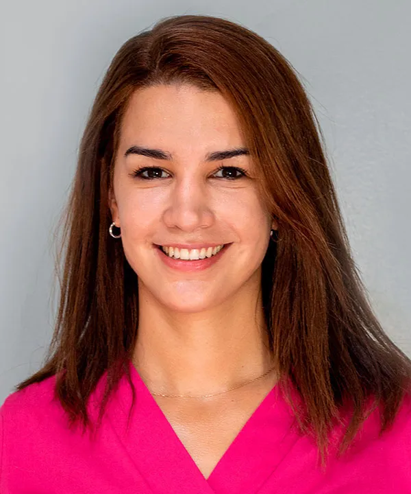 VIRGINIA VALLEJO - VETERINARIA