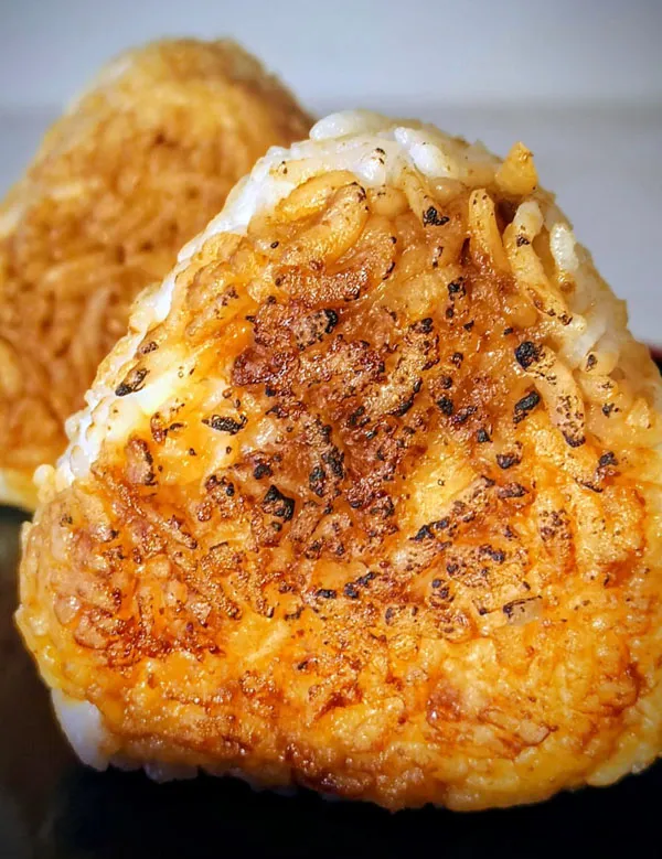 Yakionigiri - Gentileza _10 recetas japonesas_