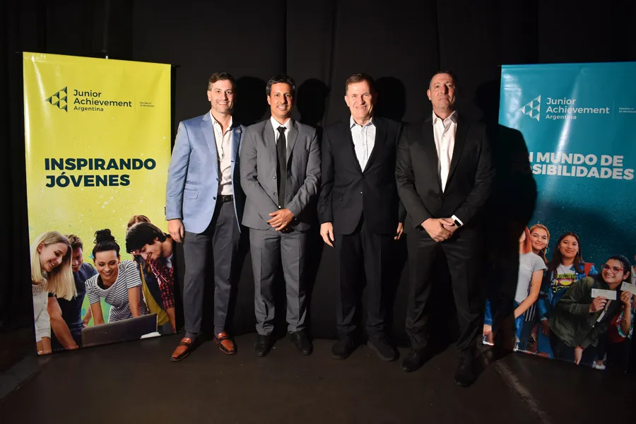 LA NOCHE JUNIOR 2024 (15)