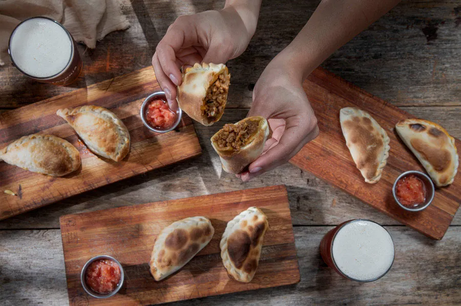 Cerveza Patagonia, empanadas + Lager del Sur-1