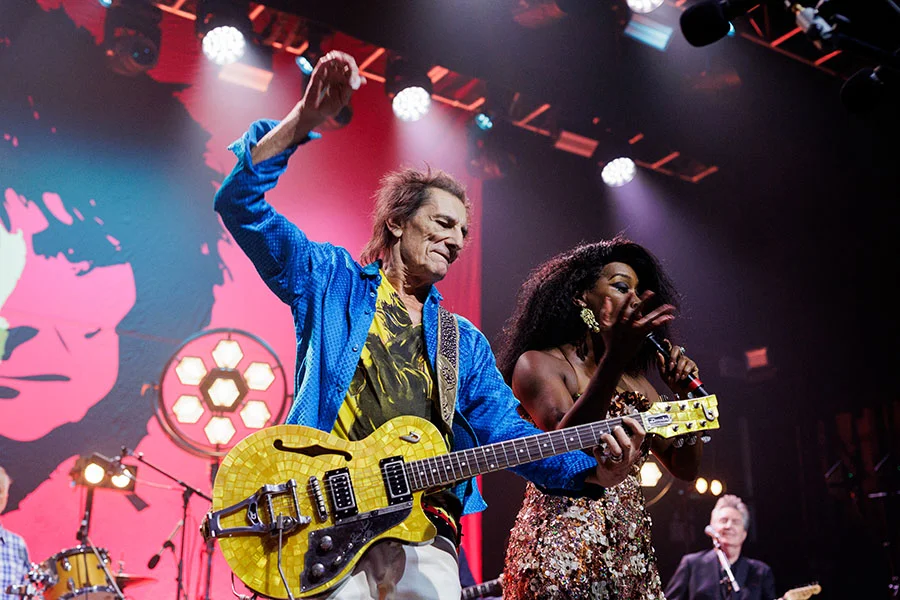 Rob Blackham - Ronnie Wood - Kentish Town Forum - Aug 21 - 2