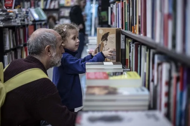 tapa noche librerias