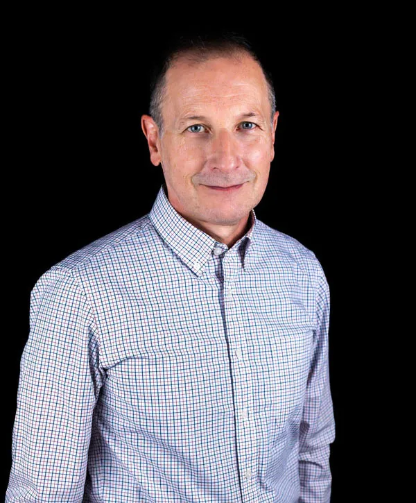 Martín Balmaceda, director y docente teatral chileno-1